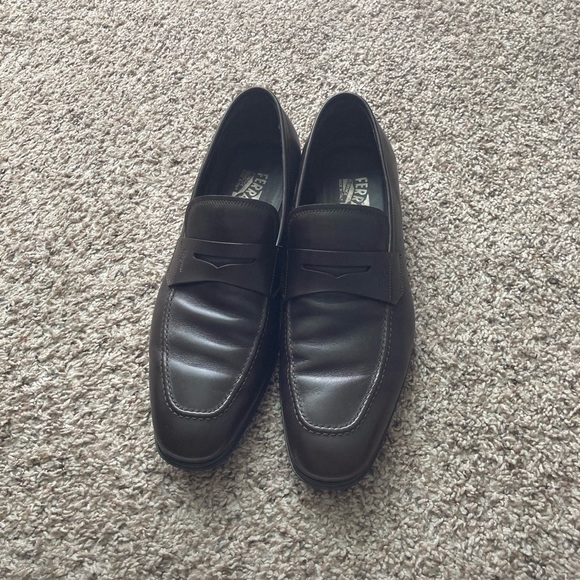 Gucci Shoe - Picture 4 of 7